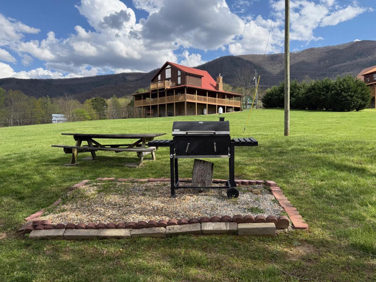 Moonlight Cottage - Your Romantic & Scenic Escape Sevierville Eksteriør bilde